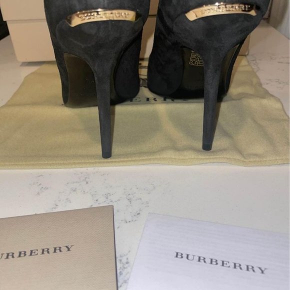 Burberry Margaery London Essentials BRAND NEW IN BOX/WTAGS & DUSTBAG - Picture 5 of 10